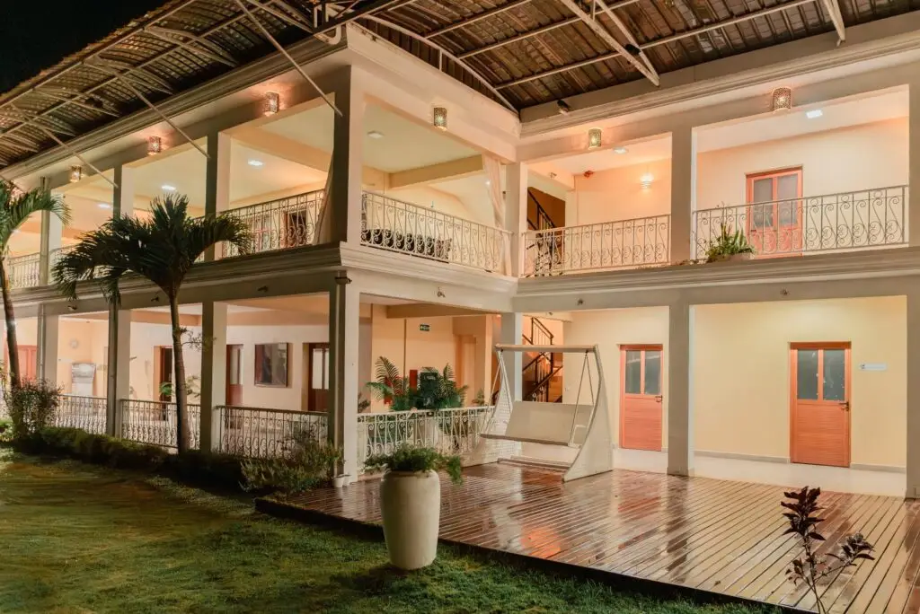 Spacious central atrium inside Olive Creek Wellness Retreat
