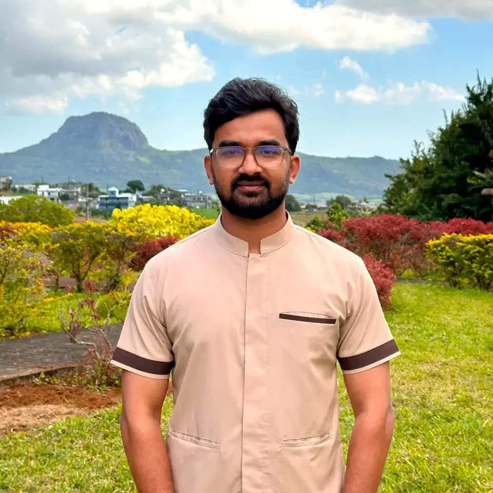 Dr Ansul, Ayurvedic doctor and certified yoga practitioner at Olive Creek Wellness